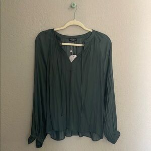 Current Air Green Pleated Long Sleeve Blouse